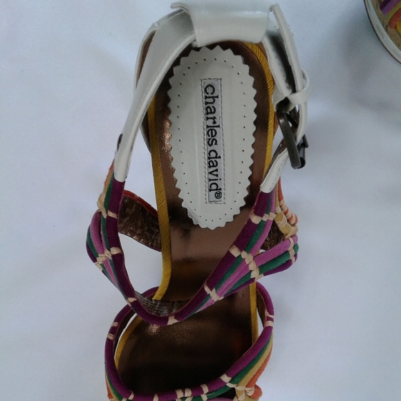 Charles and David Vero Cuoio - Picture 5 of 8